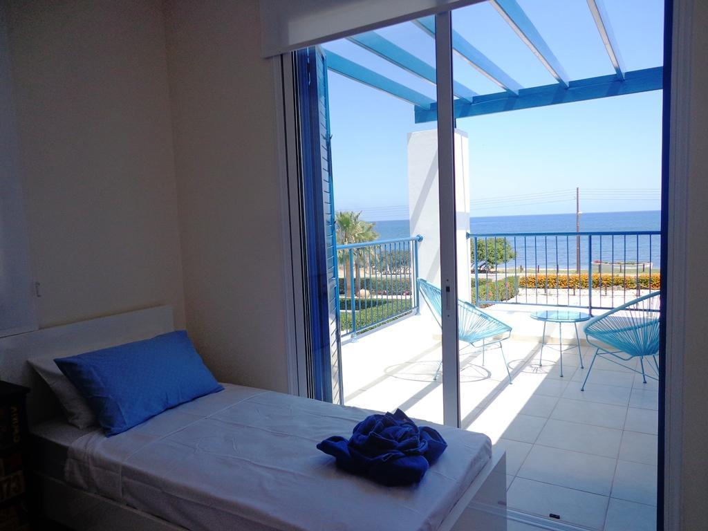 Villa Latchi Riviera Beach No.2 *
